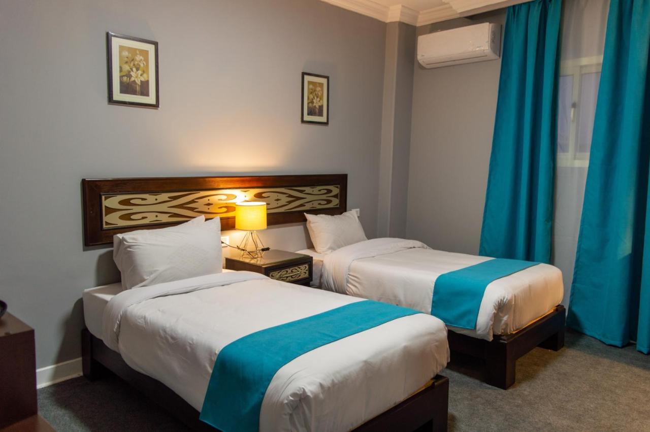 Pyramids Gate Hotel Kafret el-Gabal Екстериор снимка