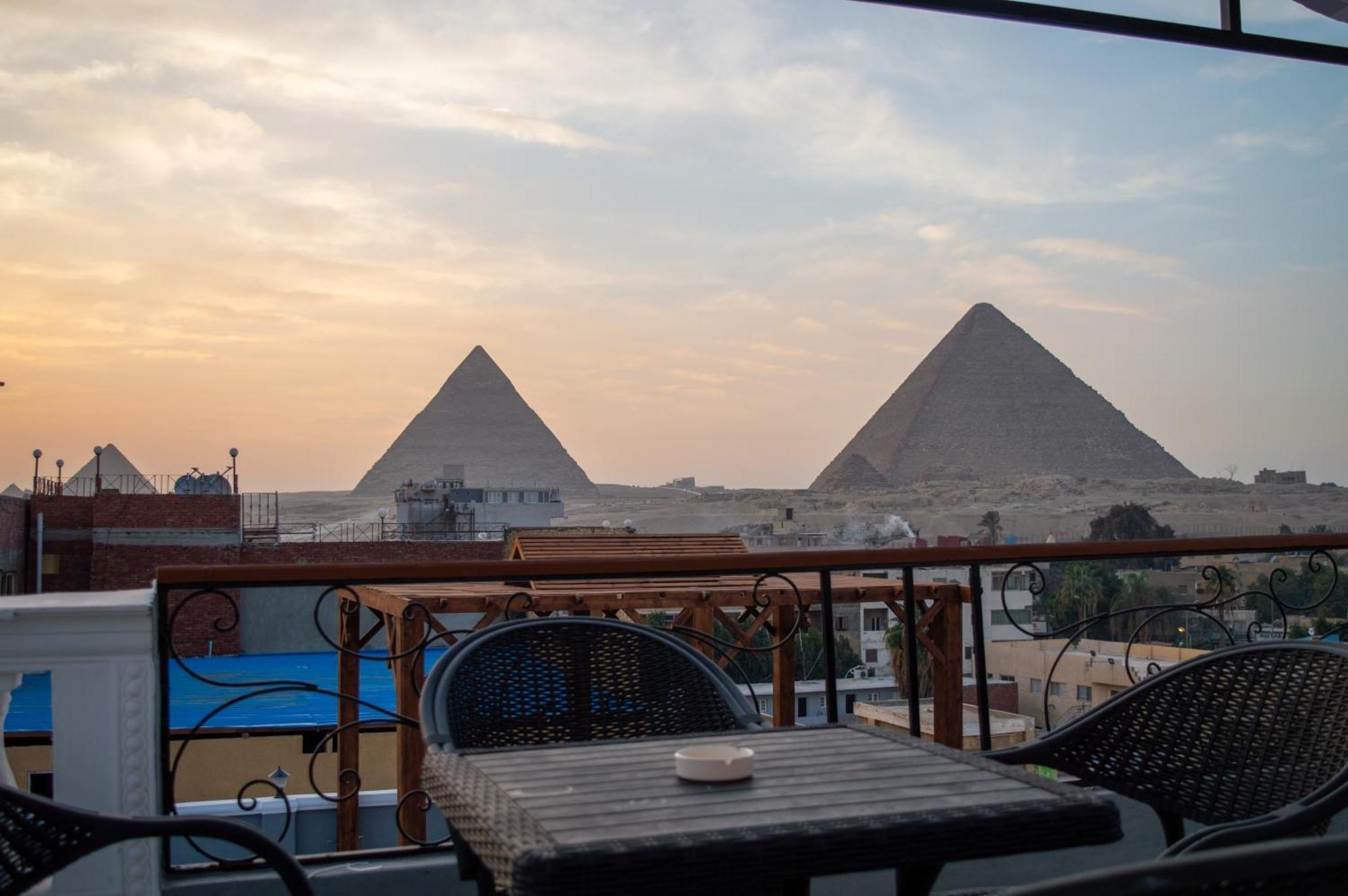 Pyramids Gate Hotel Kafret el-Gabal Екстериор снимка