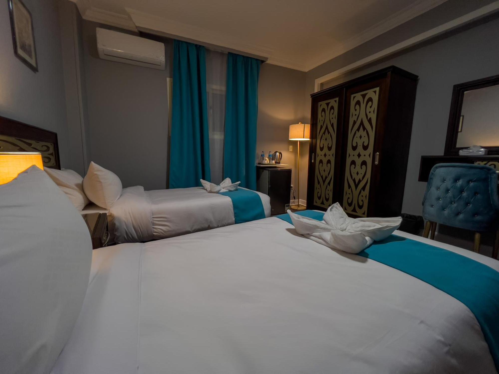 Pyramids Gate Hotel Kafret el-Gabal Екстериор снимка