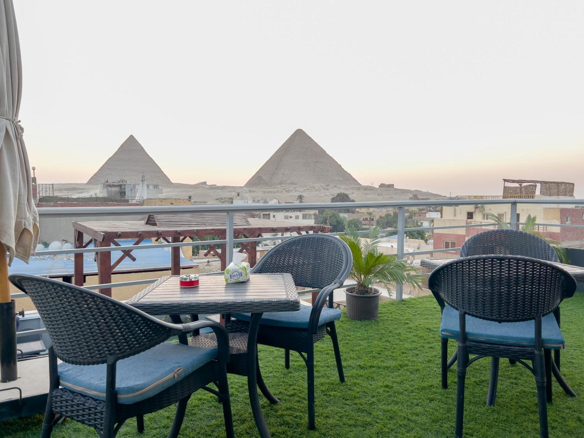 Pyramids Gate Hotel Kafret el-Gabal Екстериор снимка