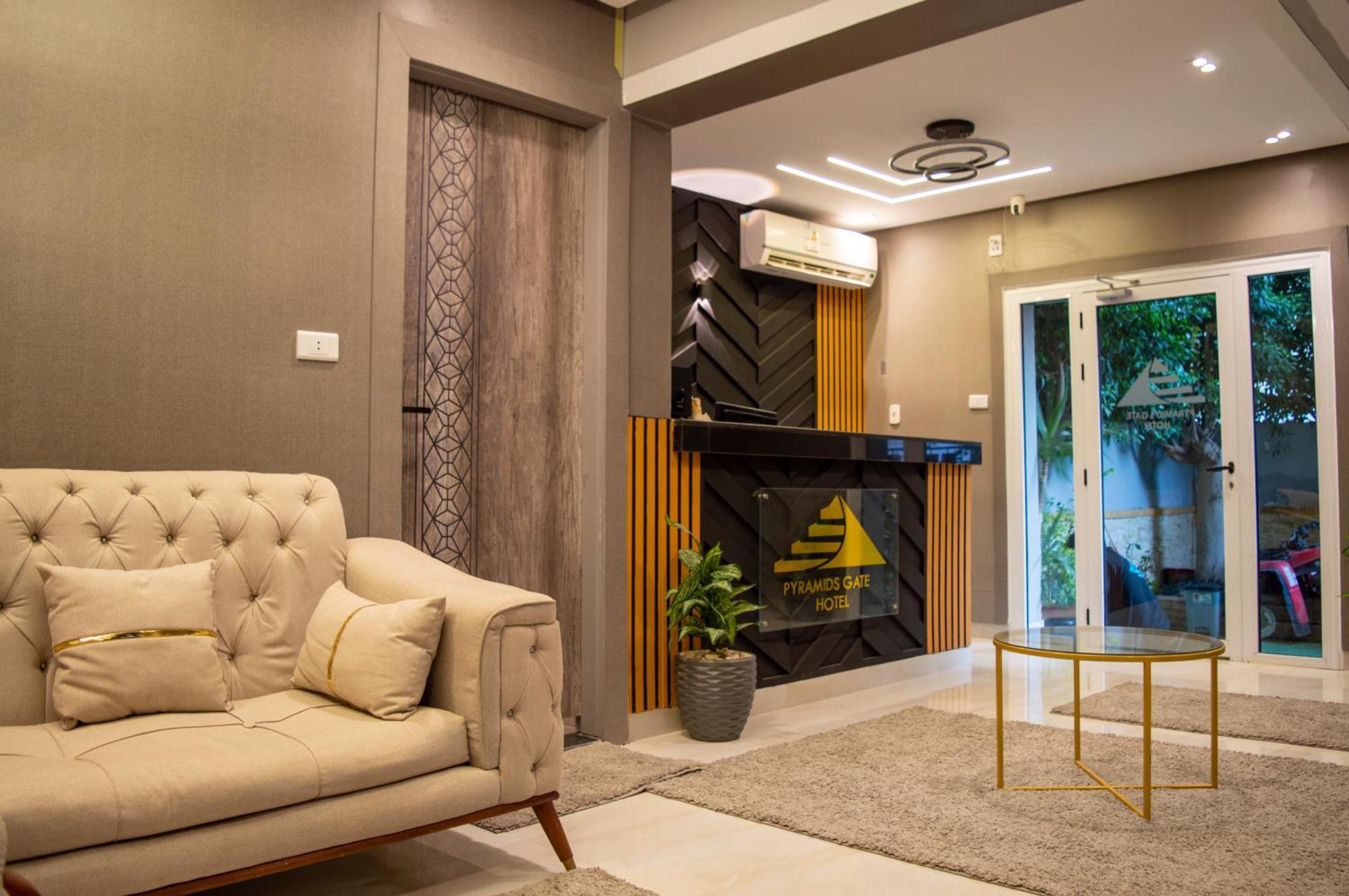 Pyramids Gate Hotel Kafret el-Gabal Екстериор снимка