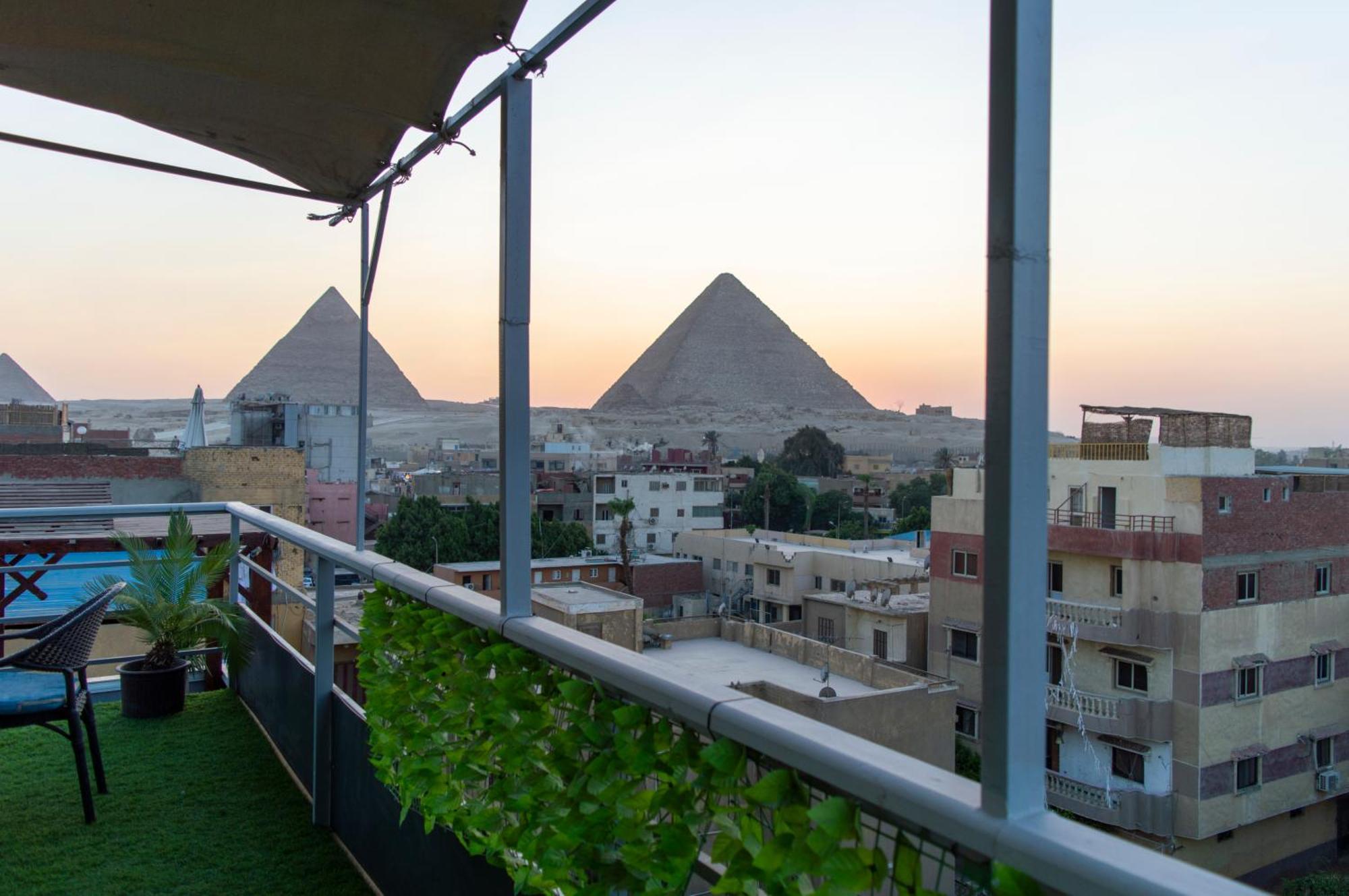 Pyramids Gate Hotel Kafret el-Gabal Екстериор снимка