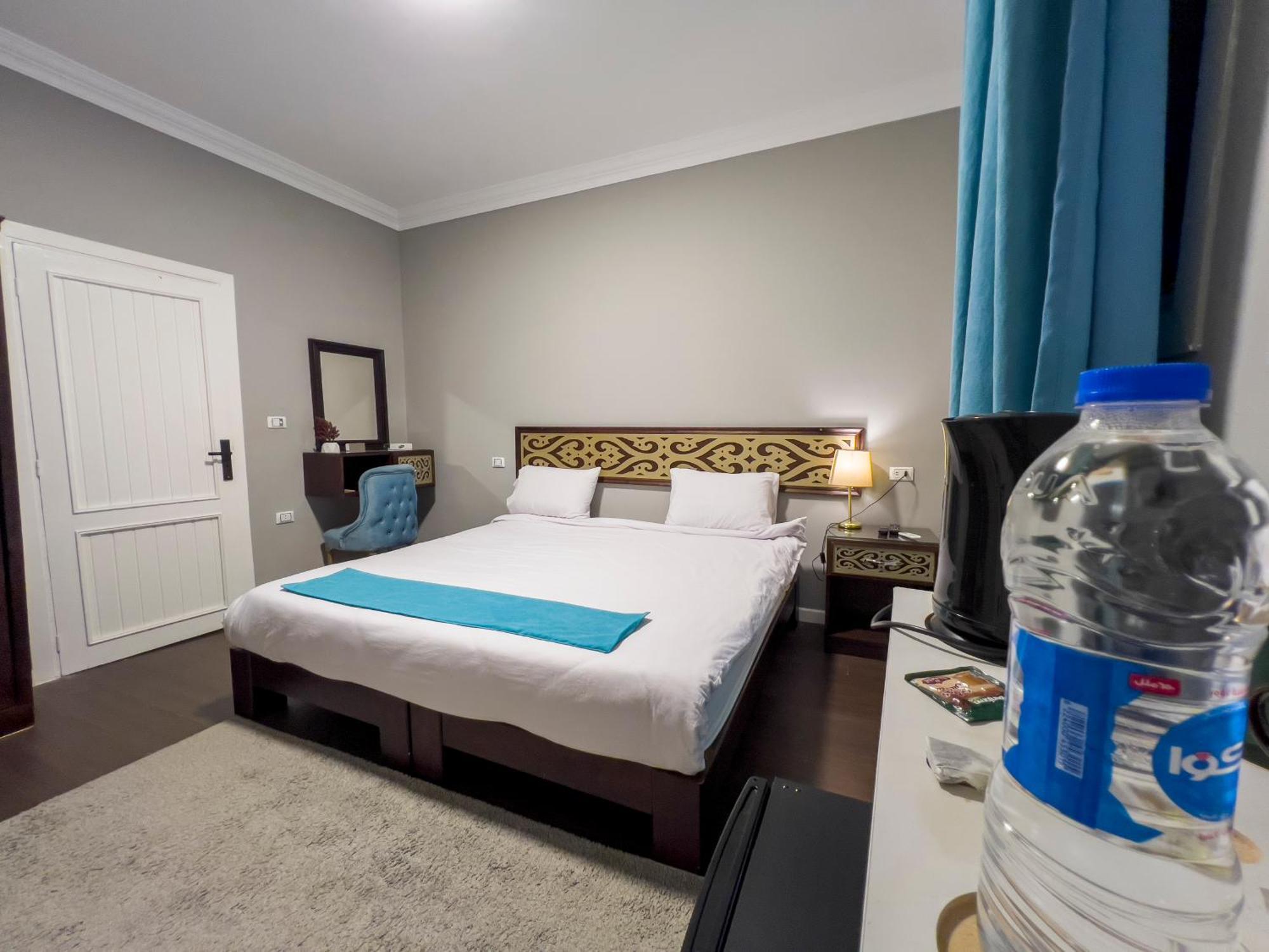 Pyramids Gate Hotel Kafret el-Gabal Екстериор снимка